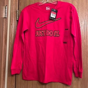 BNWT Boys Nike Long Sleeve T Size L